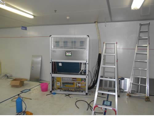 京東大道1699號濕騰恒溫恒濕機 HST-26 一臺安裝現(xiàn)場圖